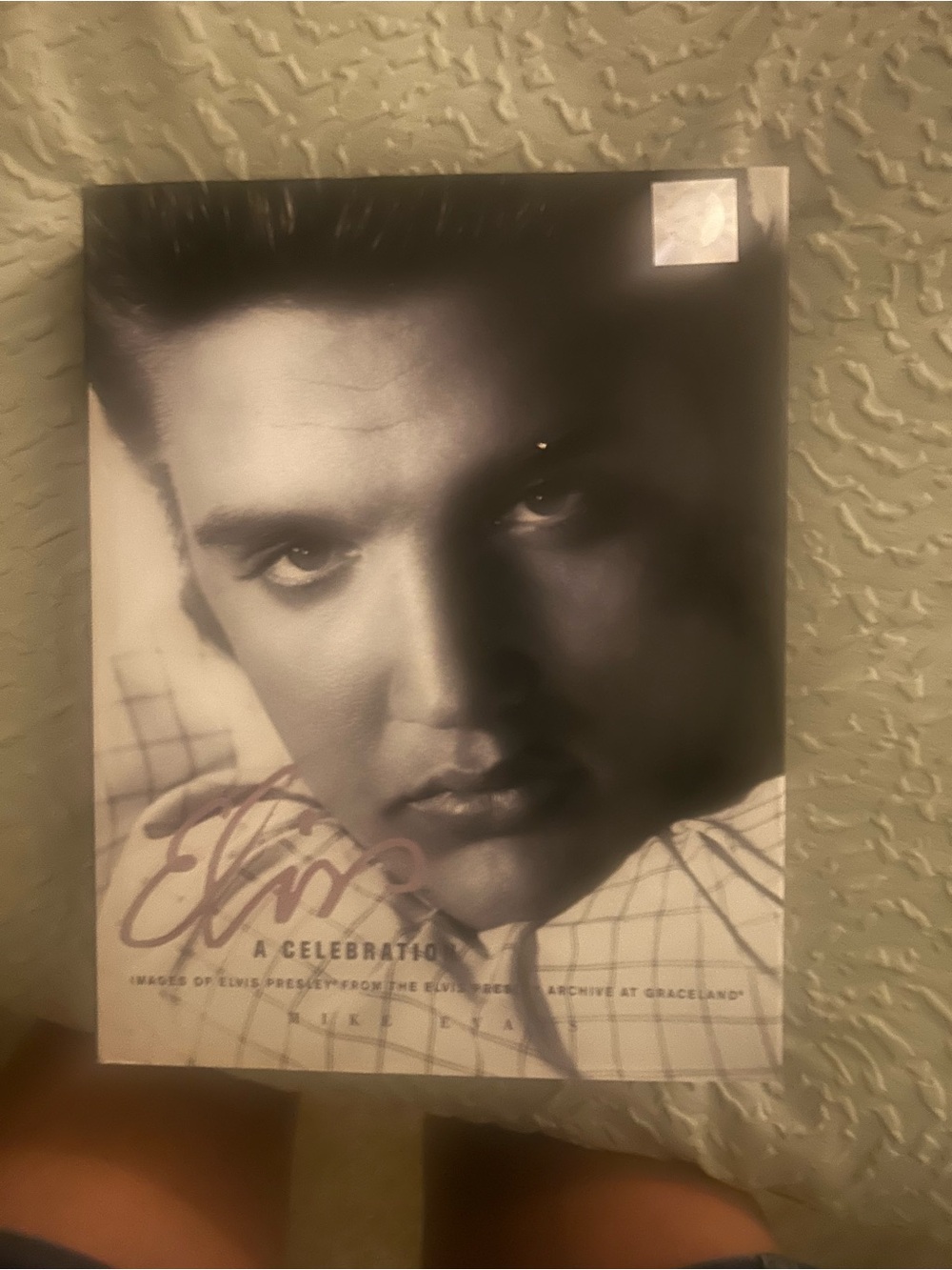 Elvis Presley Photo Book – Black & White Cover